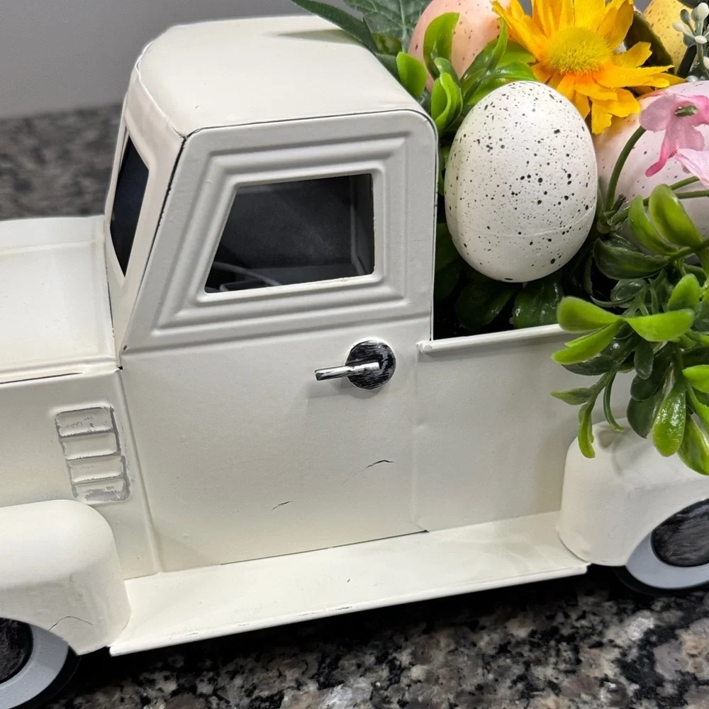 Easter Bunny and White Truck Home Accent EUC